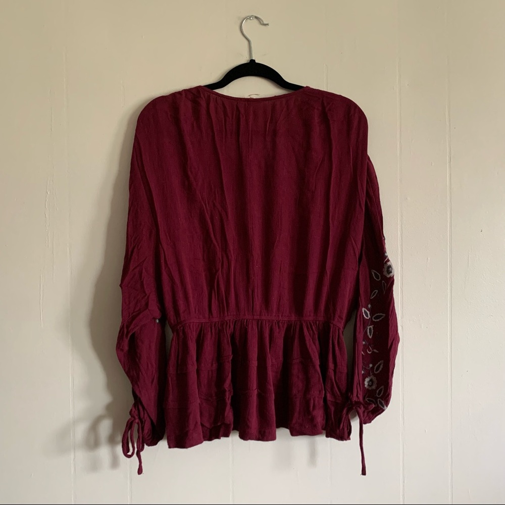 ENTRO Embroidered Top - Picture 6 of 7